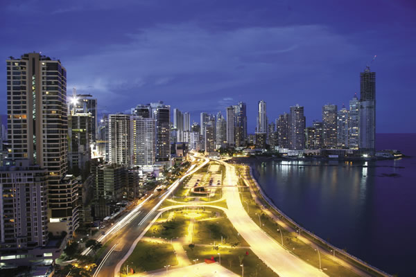 Cinta Costera in Panama City