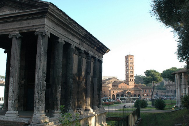 Context's Of Cows and Commerce tour in Rome