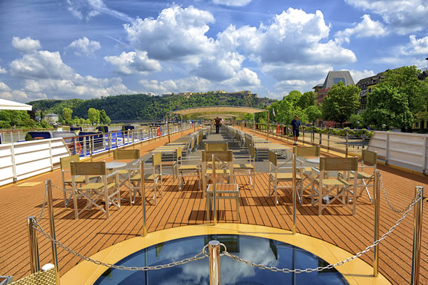The Sky Deck offers a whirlpool, giant chess game and open-air views.