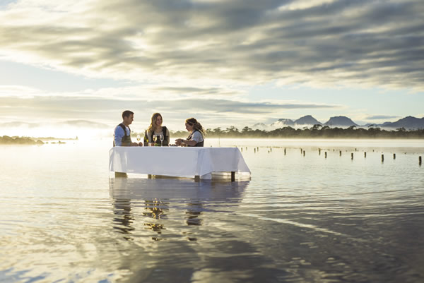 Oyster shucking at Saffire Freycinet.