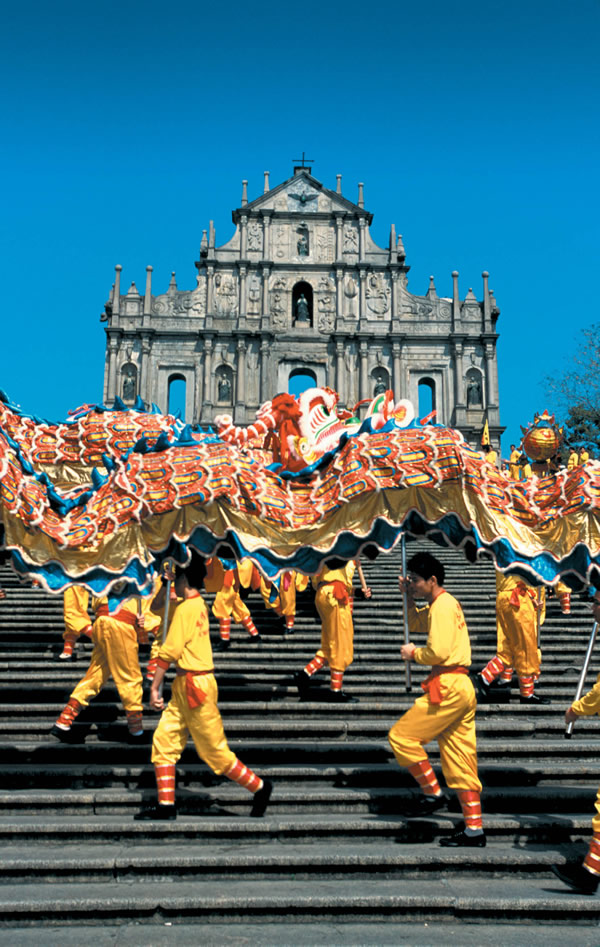 Festivities in front of the ruins of the Mater Dei Church.