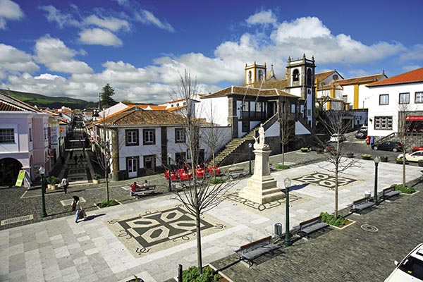 Praia da Vitoria city-center on Terceira.