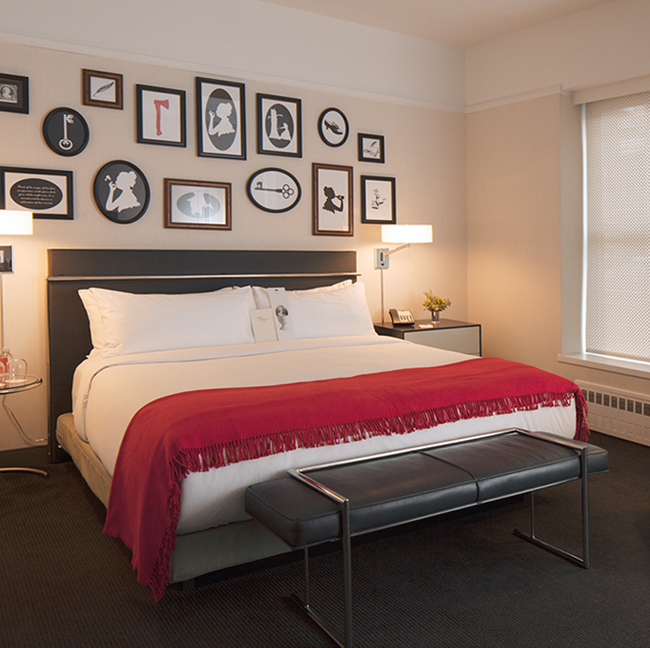 The Deluxe King guestroom at Martha Washington. (Photo credit: Todd Eberie.)
