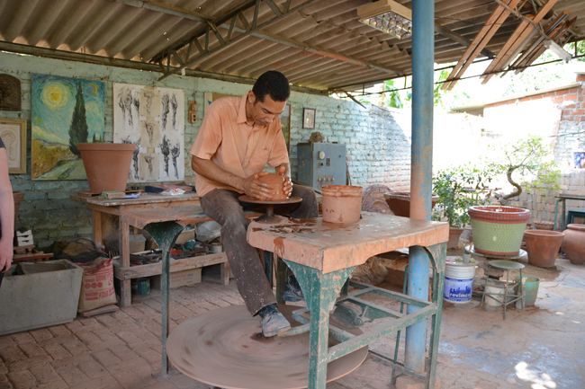 Pottery-making in Camaguey with the Casanova family. (Photo courtesy of Cuba Travel Services.)