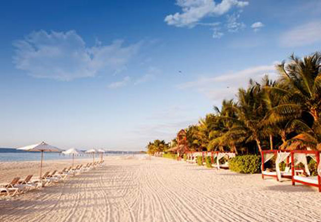 Beachside views at Generations Riviera Maya.