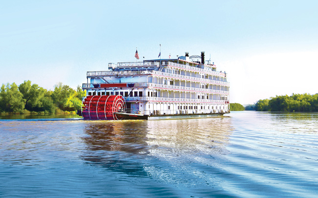 The new Columbia and Snake rivers paddle wheeler.