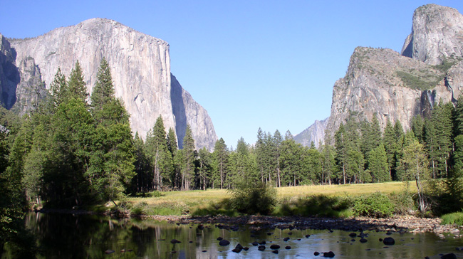 Globus is touring 35 National Parks in 103 days in celebration of the National Park Service's anniversary. (Photo Credit: Globus)