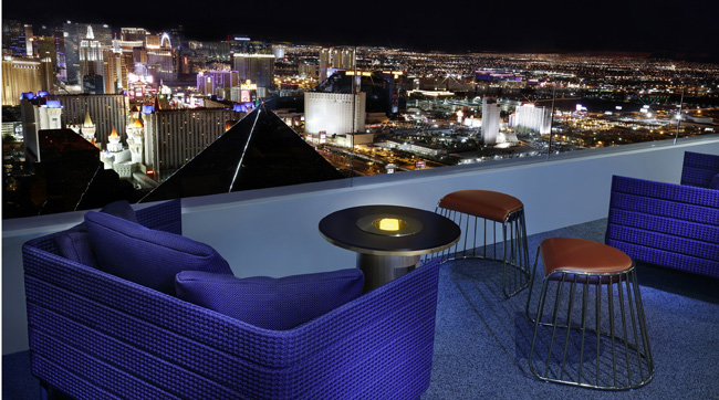 With a 180-degree view, the Skyfall Lounge, located adjacent to Rivea, features Riviera-inspired cuisine and a robust selection of cocktails.