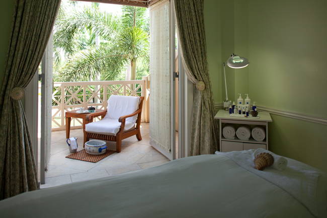 A treatment room atTurnberry Isle Miami.