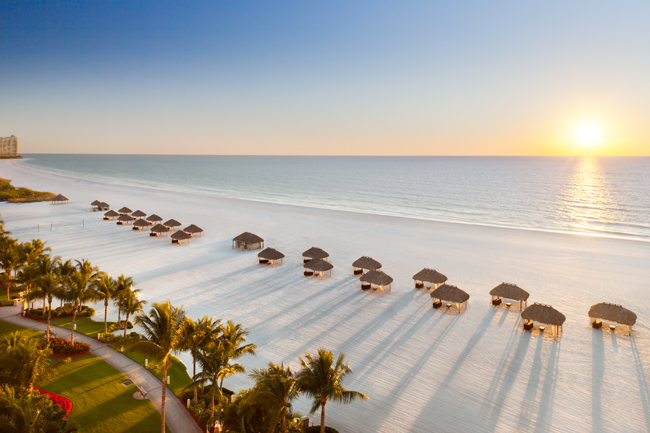 Beach views and Chikee Huts. (Photo Credit: Jeff Herron)