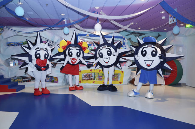 The Doremi family, from left to right: Dorebaby, Mila, Doremi and Dorebro