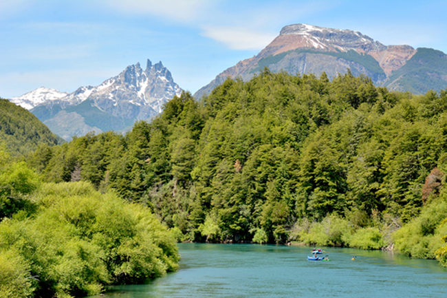 Patagonia Passion’s Torres del Paine & Fitz Roy Massif itinerary explores Patagonia's Torres del Paine and the Fitz Roy Massif. (Photo credit: Patagonia Passion)