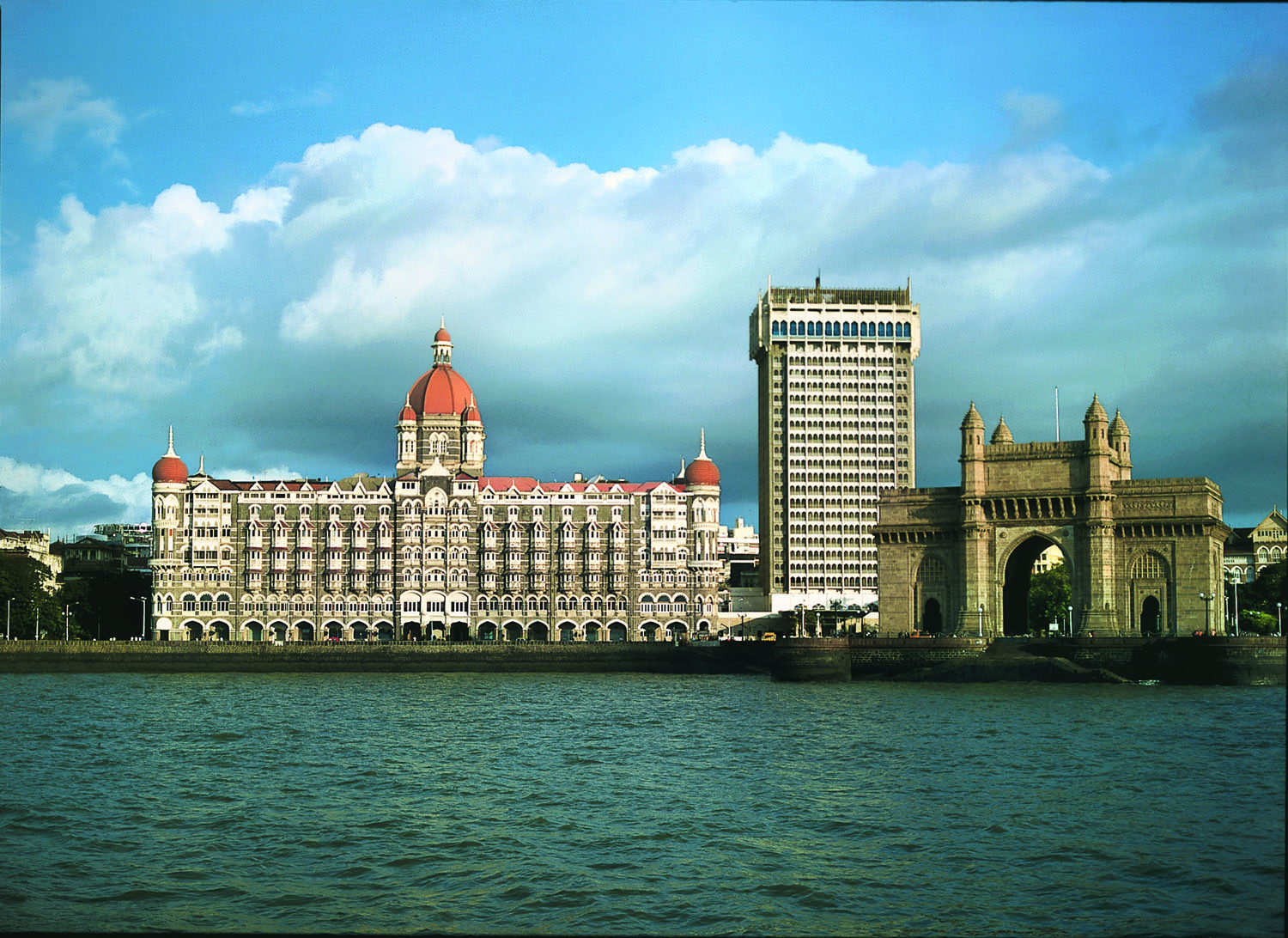 Taj Hotels Palaces Resorts Safaris.