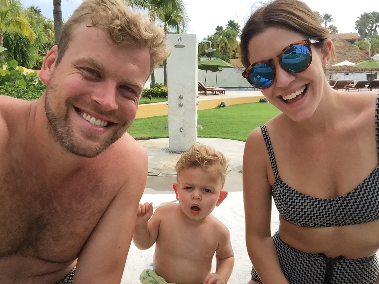 Jared vacationing with his son and wife in Punta Mita, Mexico.