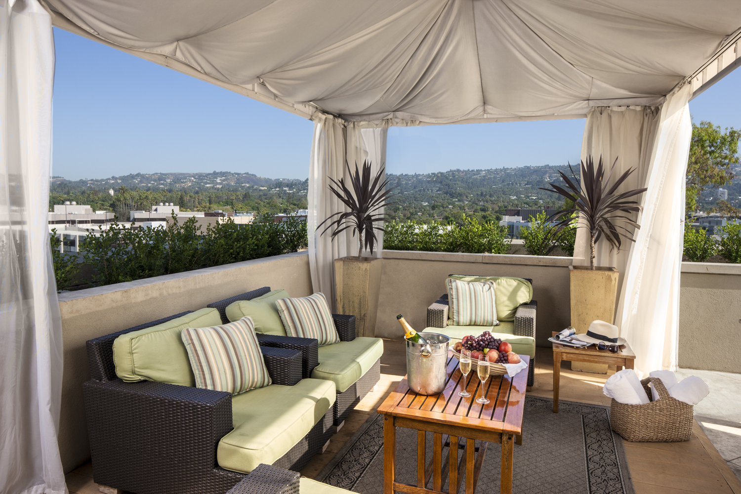 Pool cabana at Viceroy L’Ermitage Beverly Hills.