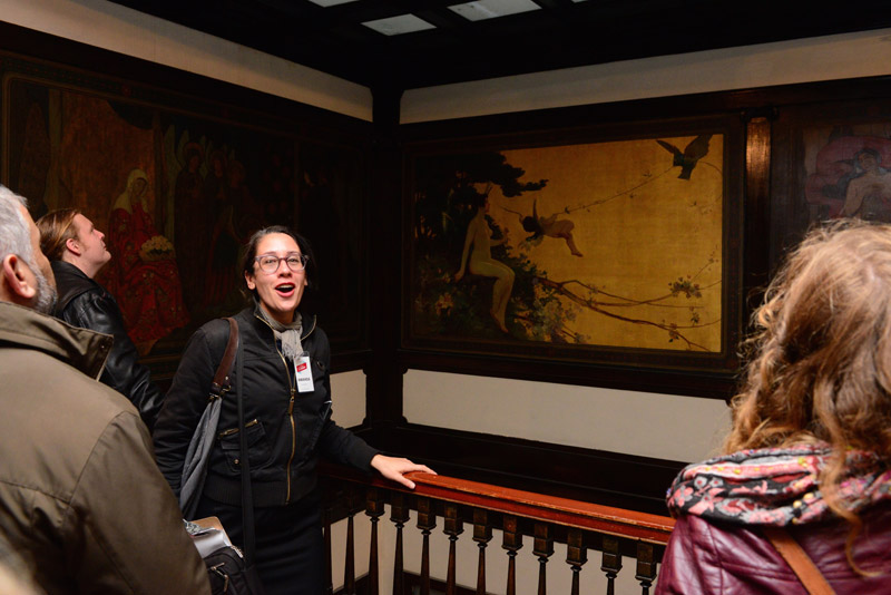 Chicago Detours is offering walking tours this summer focusing on Chicago's culture, food and history.