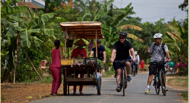 Aqua Expeditions is collaborating with renowned fitness trainer Alex Salihin for a unique wellness-focused itinerary exploring the countryside of Cambodia aboard the Aqua Mekong.