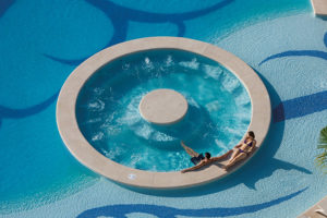 Apple leisure group