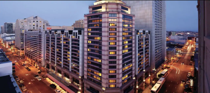 HIlton San Francisco Union Square Exterior views of the HIlton San Francisco Union Squareshow just how far guests will have to rappel to travel from the rooftop to the street.