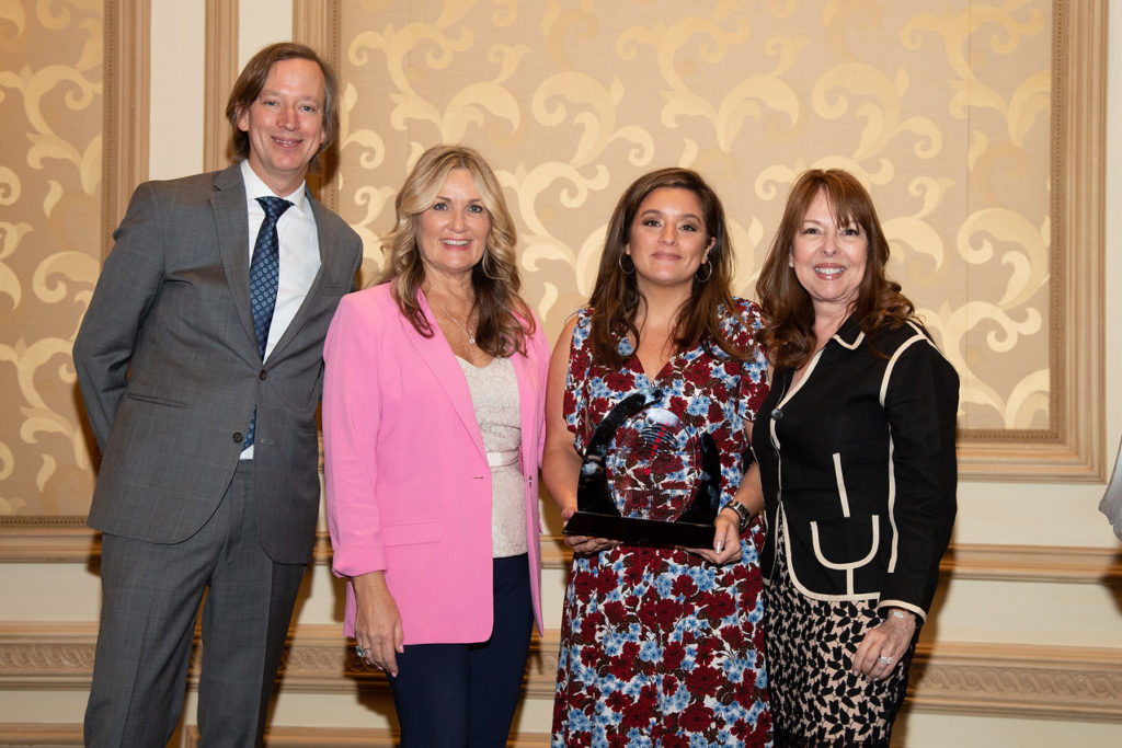 Visit Portugal's Celina Tavares accepts Portugal's Hottest Destination of 2018 Virtuoso Award