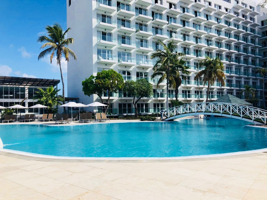 Sonesta Maho Beach Resort